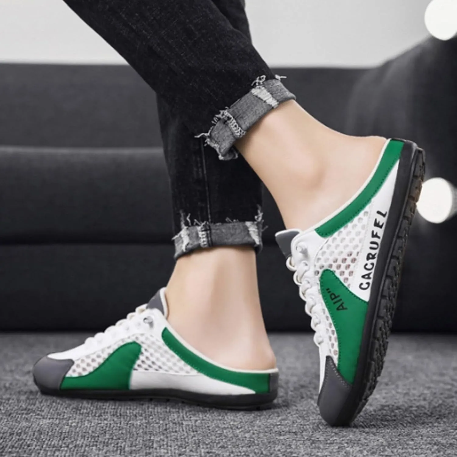 2025 Closed Toe Sandals for Women Breathable Mesh Beach Vacation Slip-On Slippers Comfortable Summer Non-Slip Soft Sole Casual Walking Footwear Indoor/Outdoor Home Work Flat Shoes