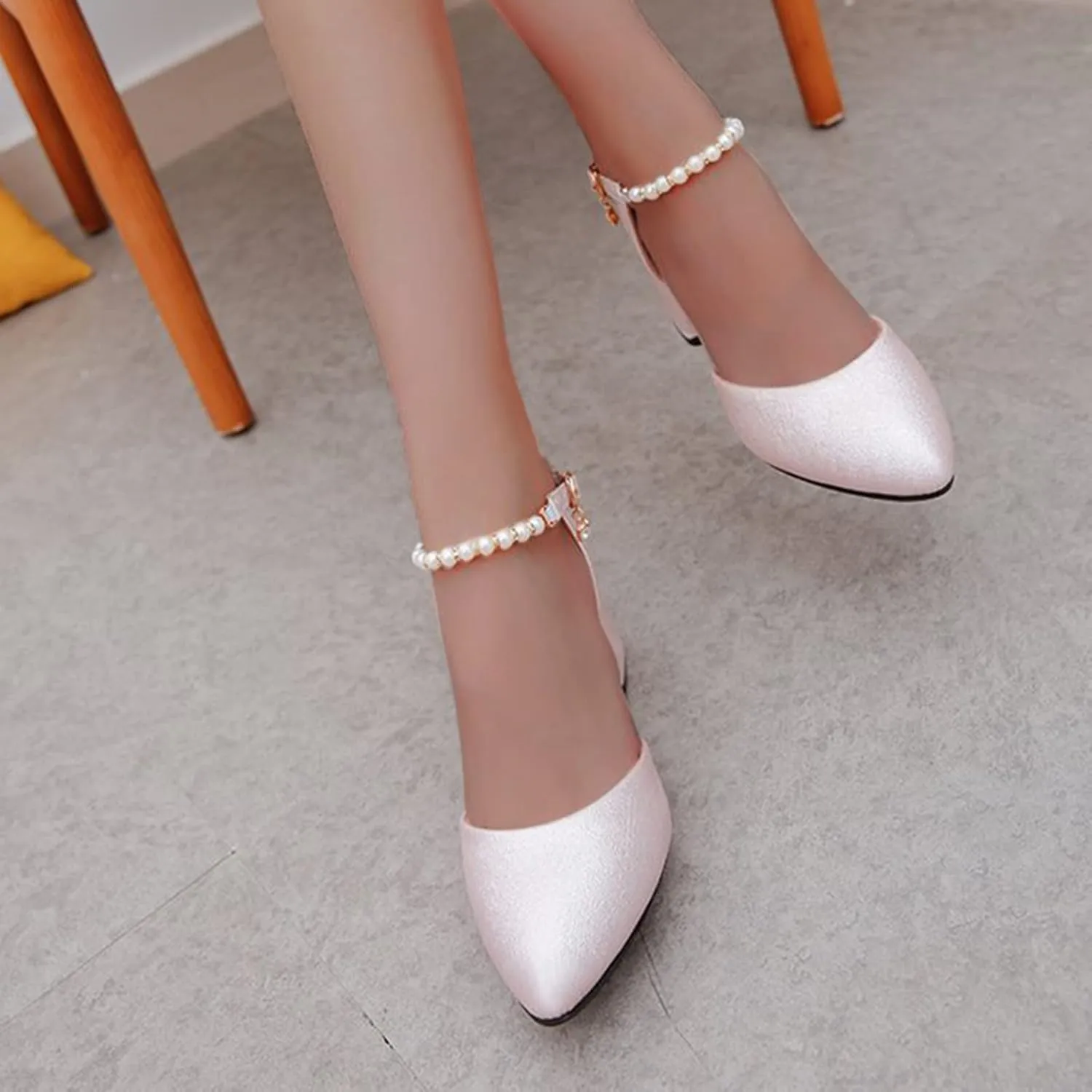 2025 Comfortable Sandals for Women Breathable Elegant Dressy Low Block Chunky Heels Wedding Shoes Fashion Pearl Dance Party Walking Footwear Summer Closed Toe Loafer Shoe with Ankle Strap