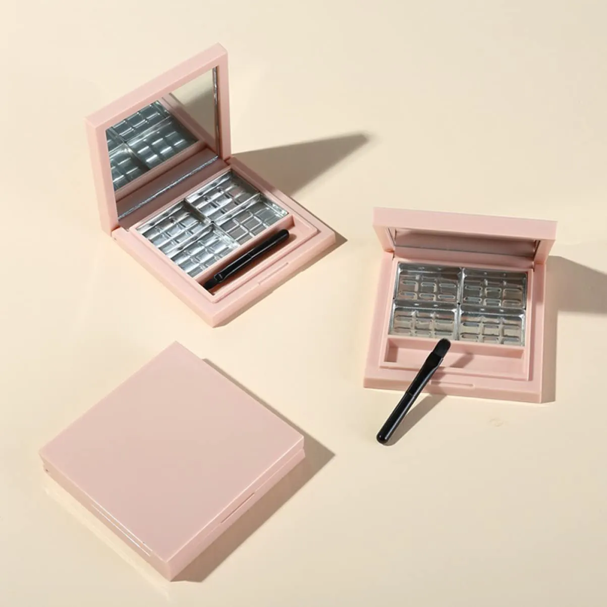 4pcs Empty Eyeshadow Palette Mirror Makeup Storage Box for Women Girls Design for Versatile Eye Makeup Organization