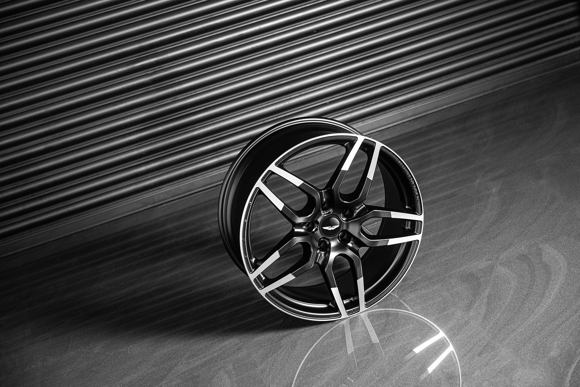 Aston Martin DB11 (2016-Present) Superleggera Light Alloy Wheels