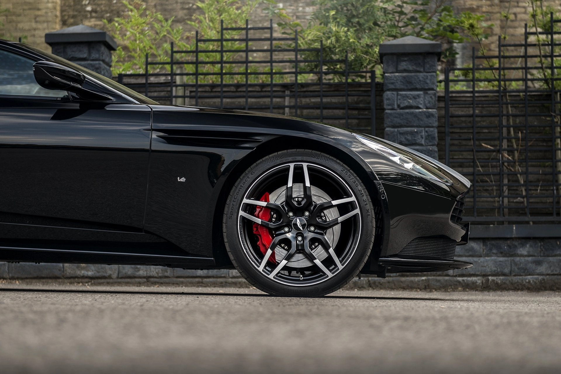 Aston Martin DB11 (2016-Present) Superleggera Light Alloy Wheels