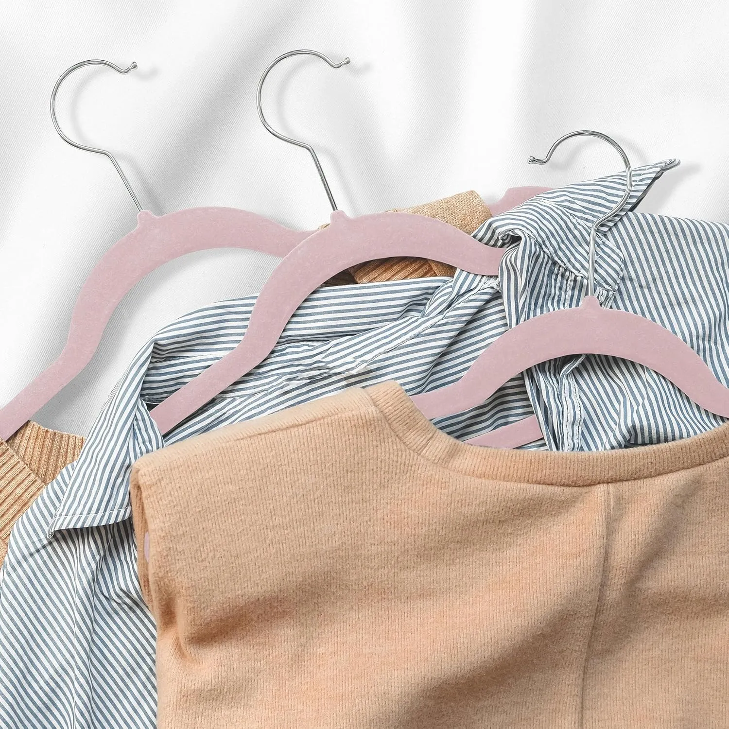 Casafield 50 Velvet Kid's Hangers - 14" Size for Children's Clothes - Light Pink