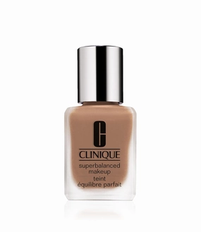 Clinique Superbalanced Oil Free Liquid Foundation Makeup For Dry to Oily Skin Types | Hydrating   Moisturizing