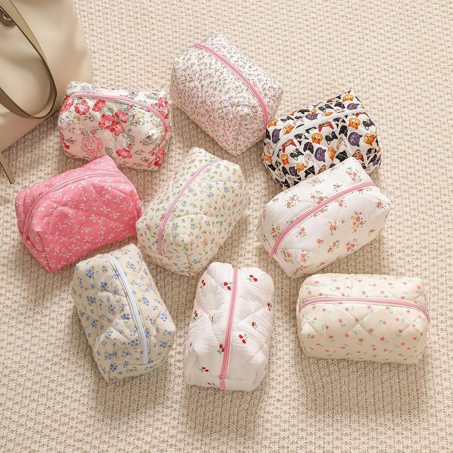 Cute Small Floral Cotton Makeup Bag, Quilted Zipper Pouch with Coquette Bear for Women and Girls, Kawaii Travel Cosmetic Bags for Purse(07Yellow and Pink Flower)