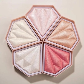 DIAMOND HIGHLIGHTER