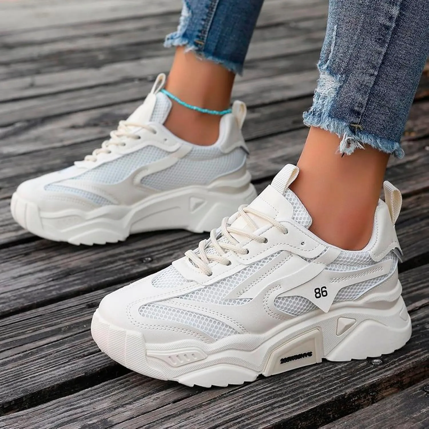 Flying Weaving Sneakers Women Fall and Winter Fashion Round Head Lace Up Casual Shoes Thick Bottom Men Water Shoe