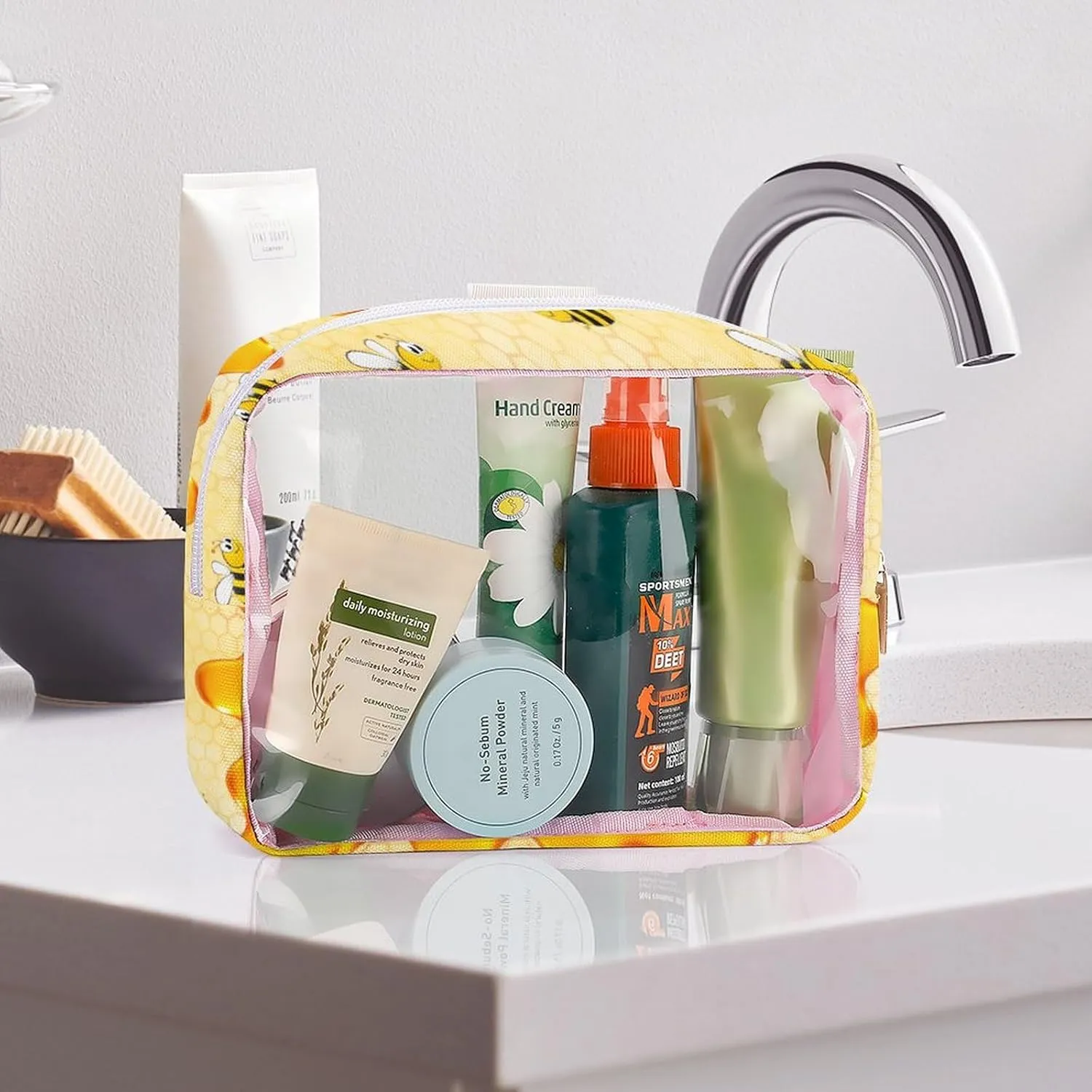 Happy Bumble Bees Transparent Storage Bag, 5-piece Makeup Bag Set, Transparent PVC with Portable Travel Storage Bag Pink-style