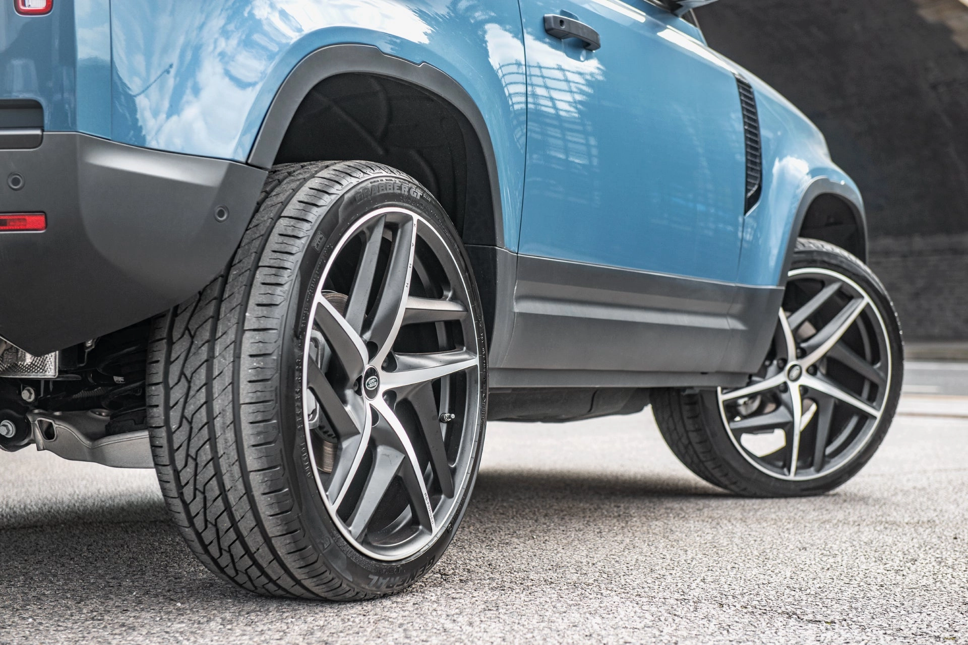 Land Rover Defender (2020-Present) Type 52 RS-Forged Alloy Wheels