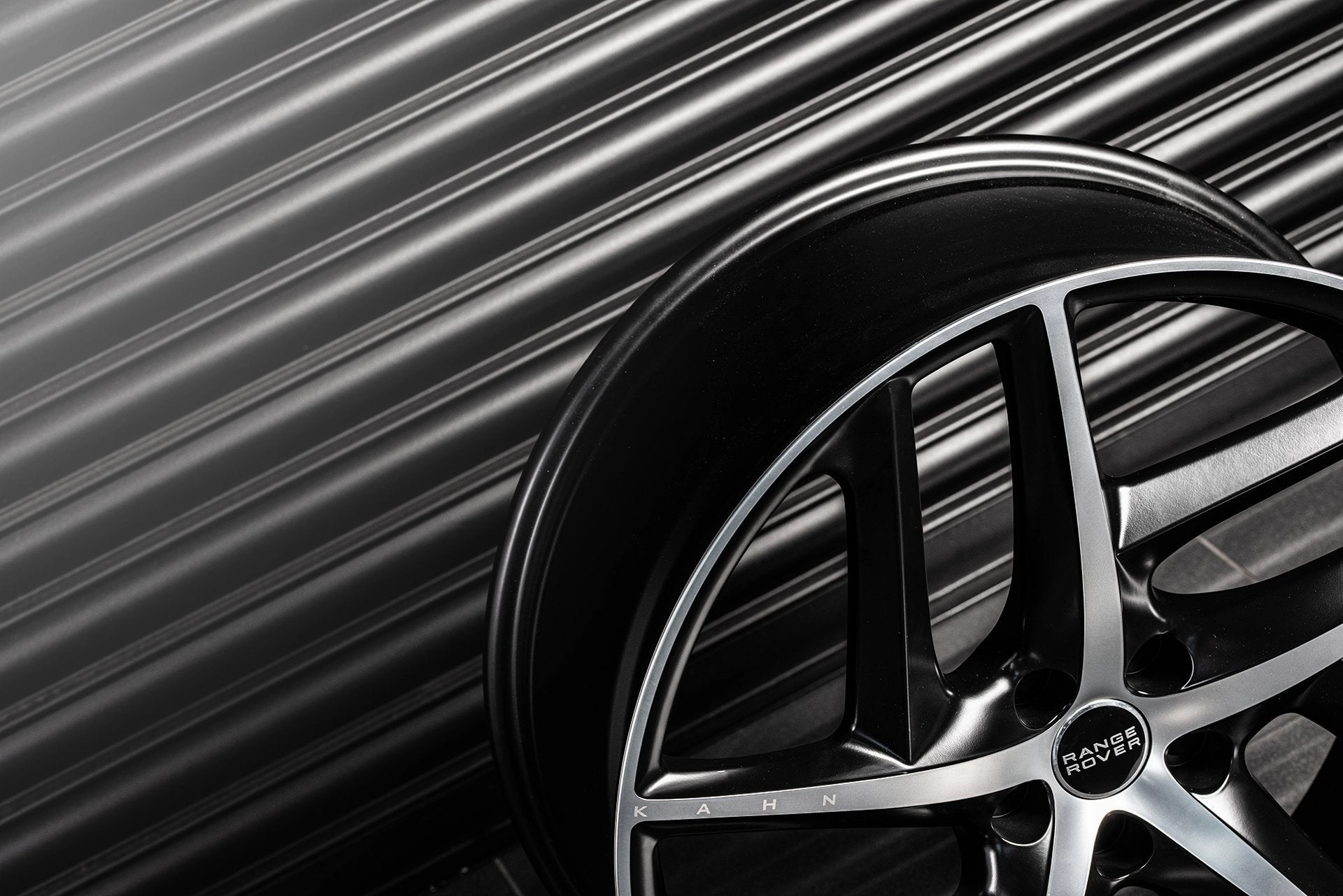 Land Rover Defender (2020-Present) Type 52 RS-Forged Alloy Wheels