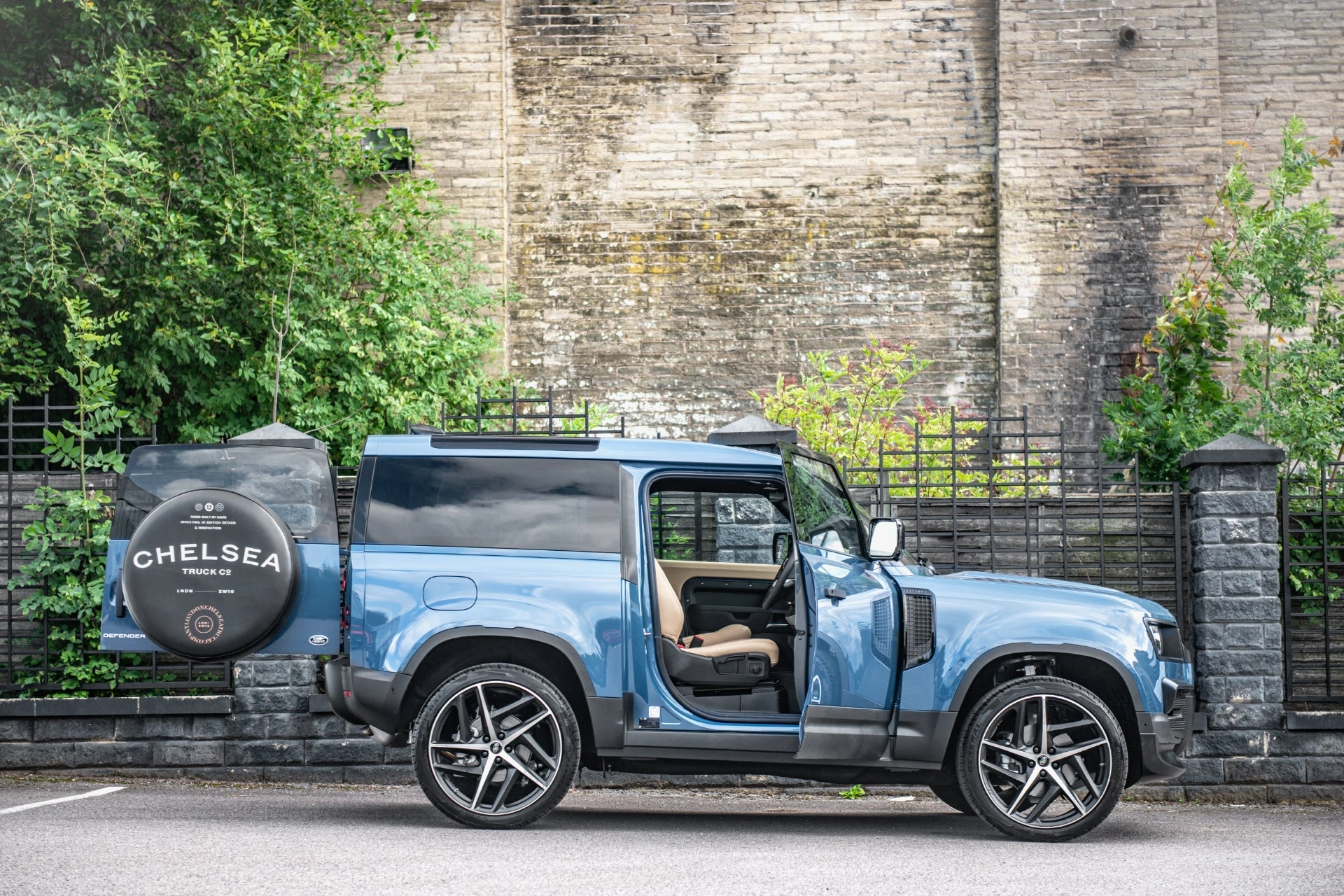 Land Rover Defender (2020-Present) Type 52 RS-Forged Alloy Wheels