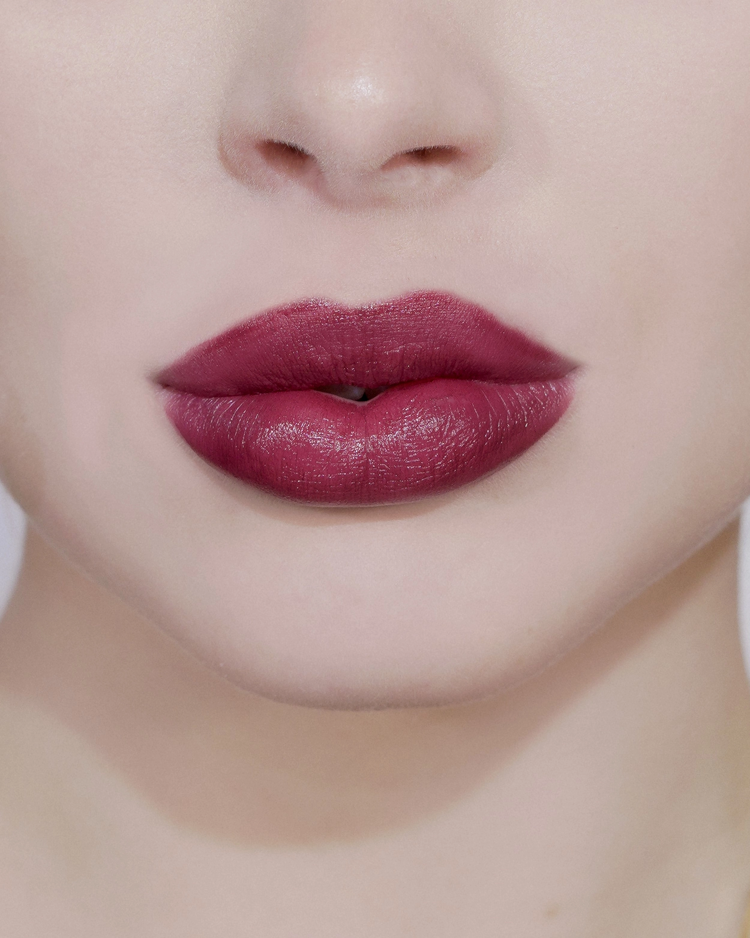 LIP SHINE LIPSTICK - VOLUPTUOUS