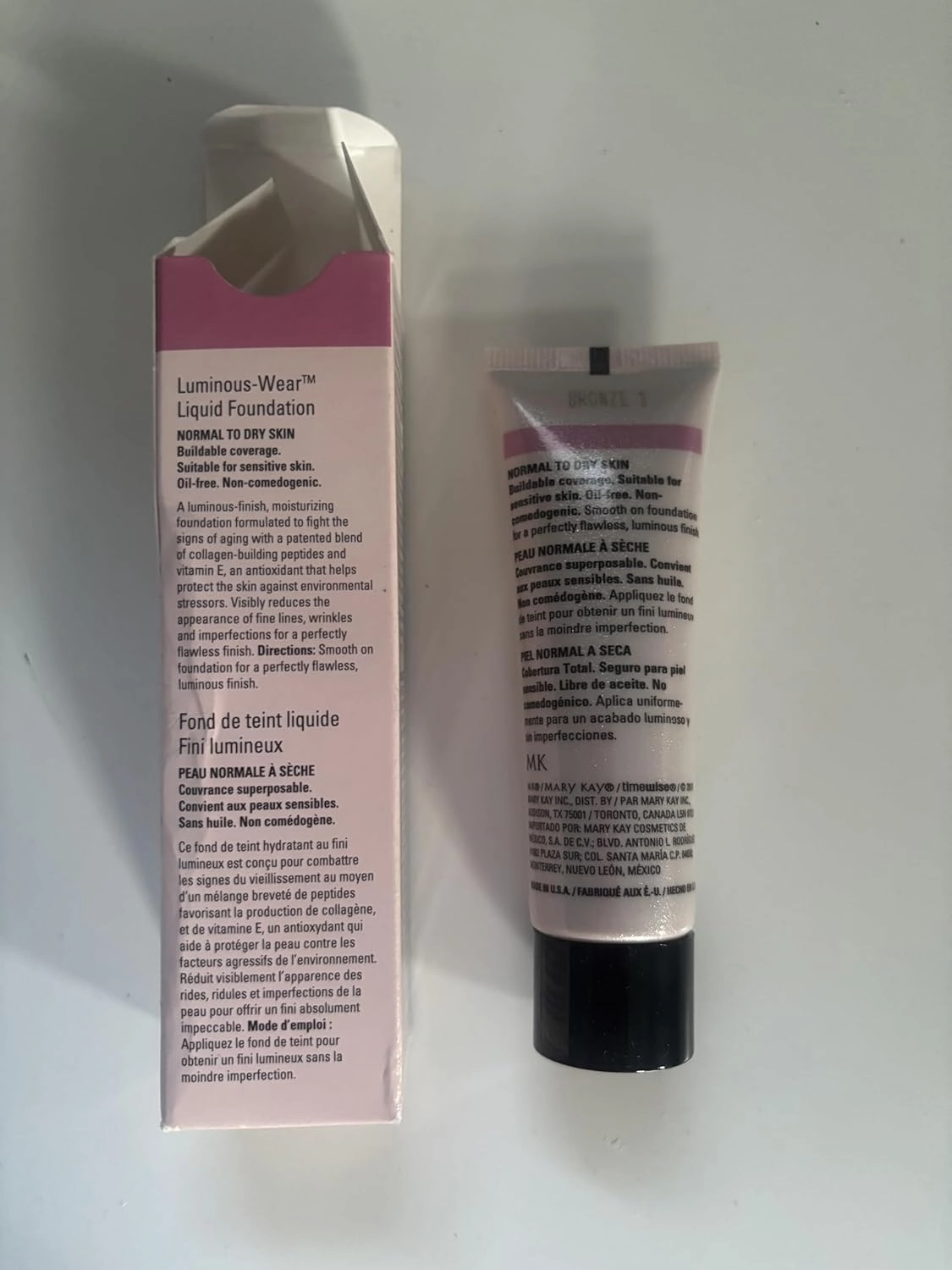 Luminous-Wear Liquid Foundation, Time wise MK Bronze 1
