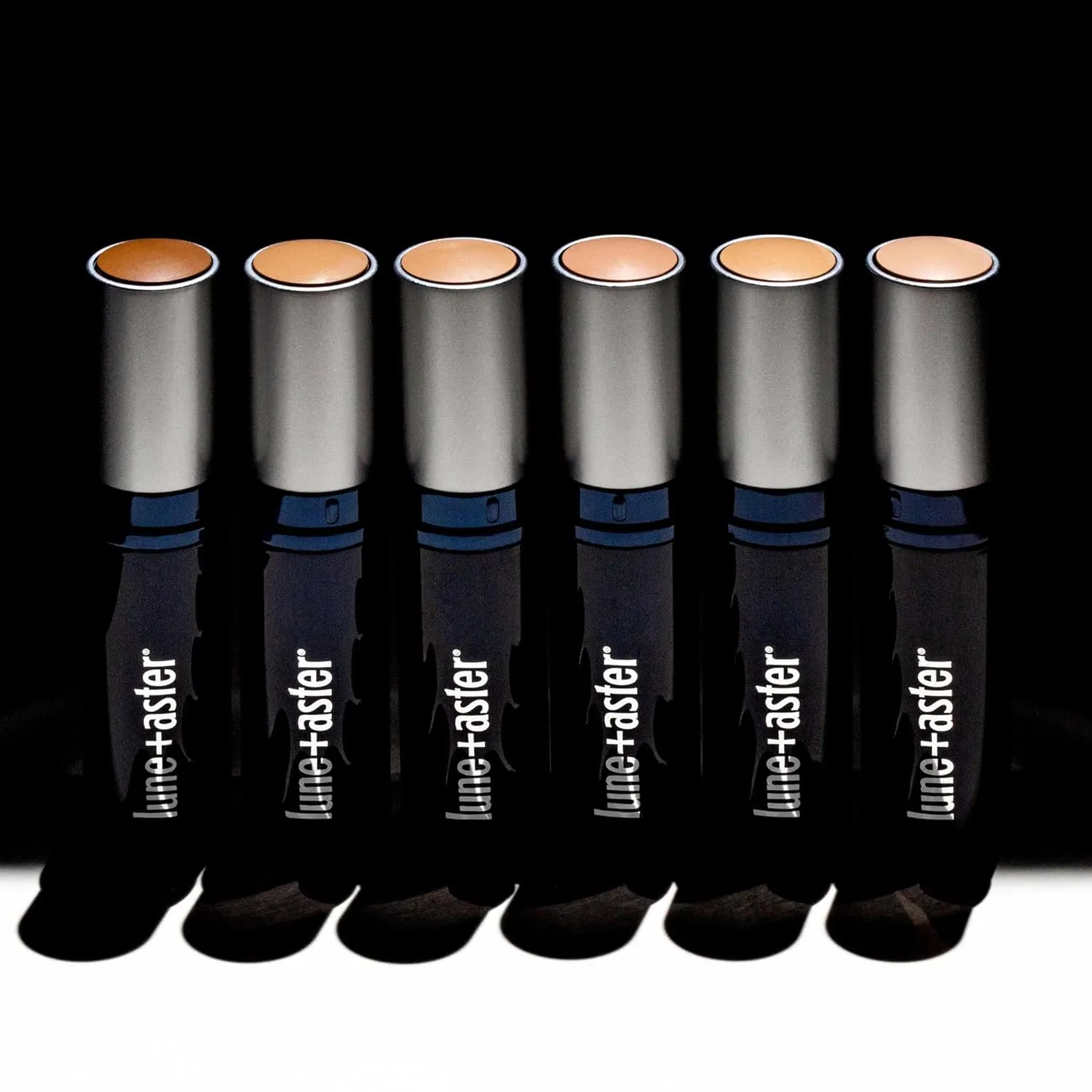 Lune Aster Dawn To Dusk Foundation Stick | Mess-Free, Lightweight Formula, Medium To Full Coverage