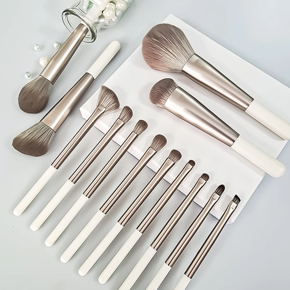 Makeup Brush Set 13pcs Holiday Makeup Brushes，Premium Synthetic Professional Make up Brush Kit Foundation Powder Blush Eyeshadow Eyebrow Contour Concealer Makeup Brushes Set 48-1