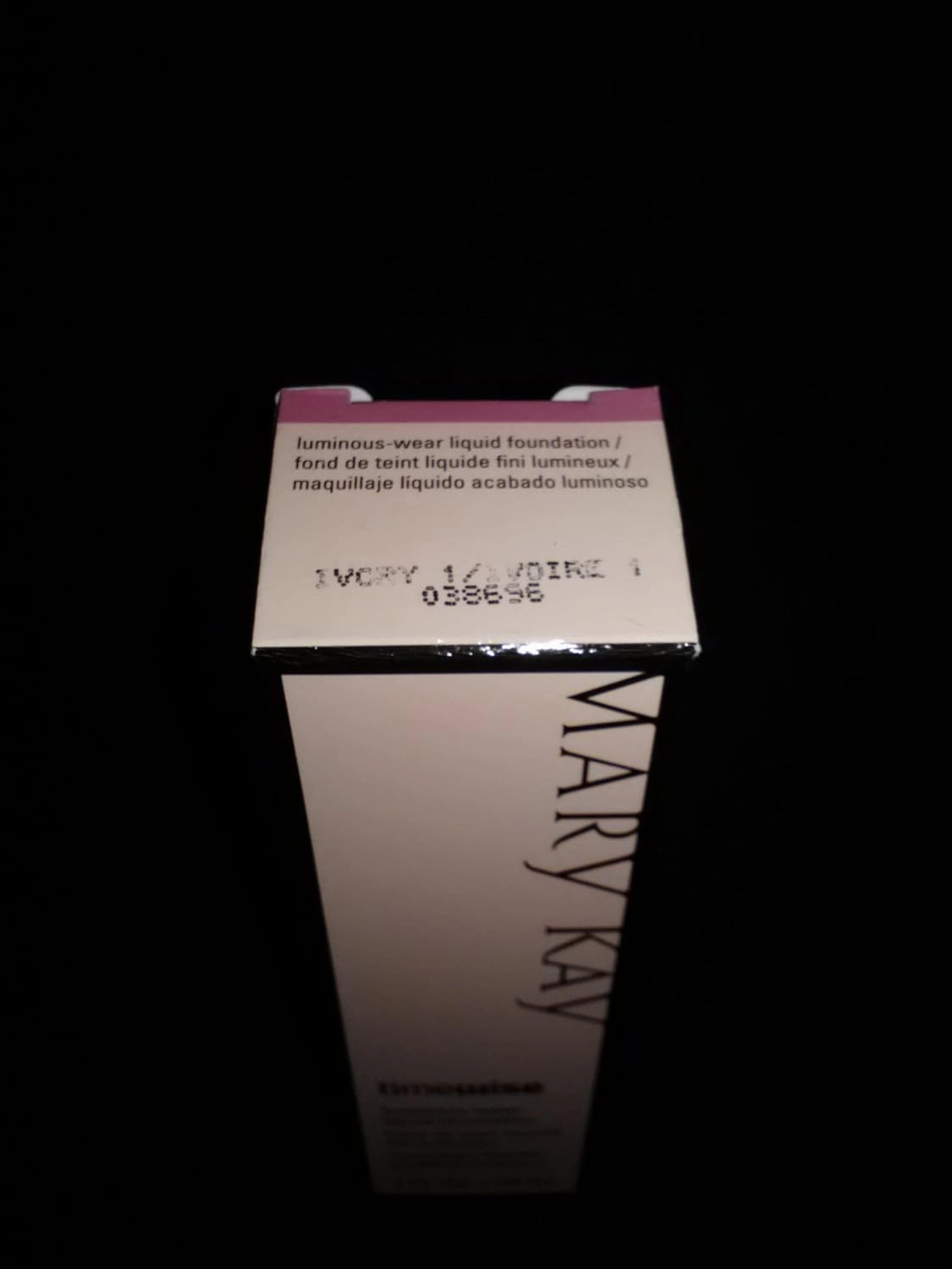 Mary Kay TimeWise Luminous-Wear Liquid Foundation for Normal/Dry Skin (Ivory 1)
