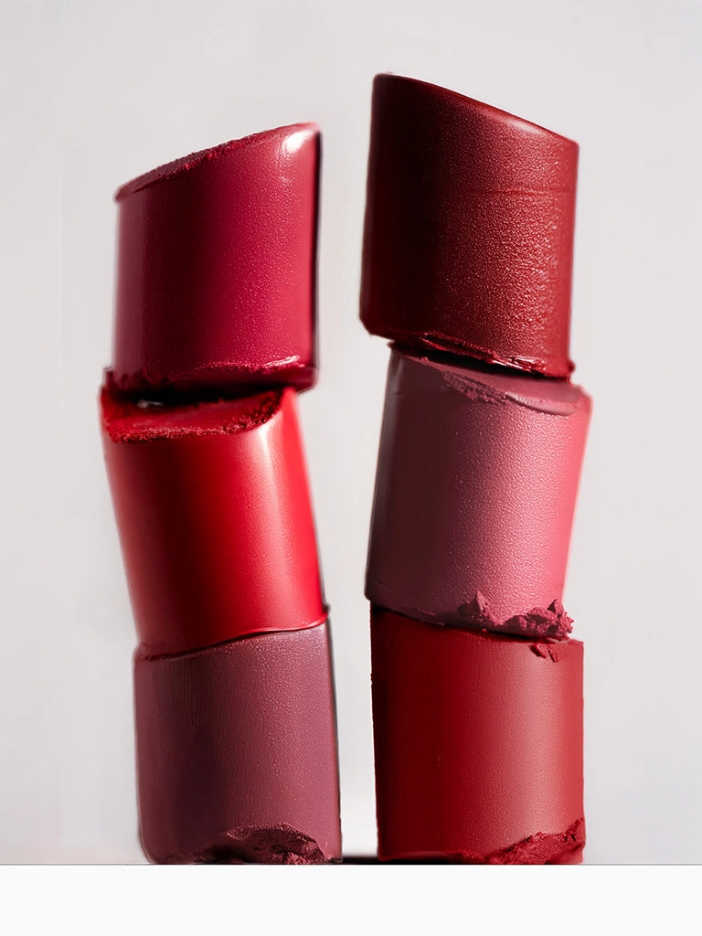 Studiowest Velvet Kiss Slim Stick Pink Paradise P-04 Lipstick - 2 gm