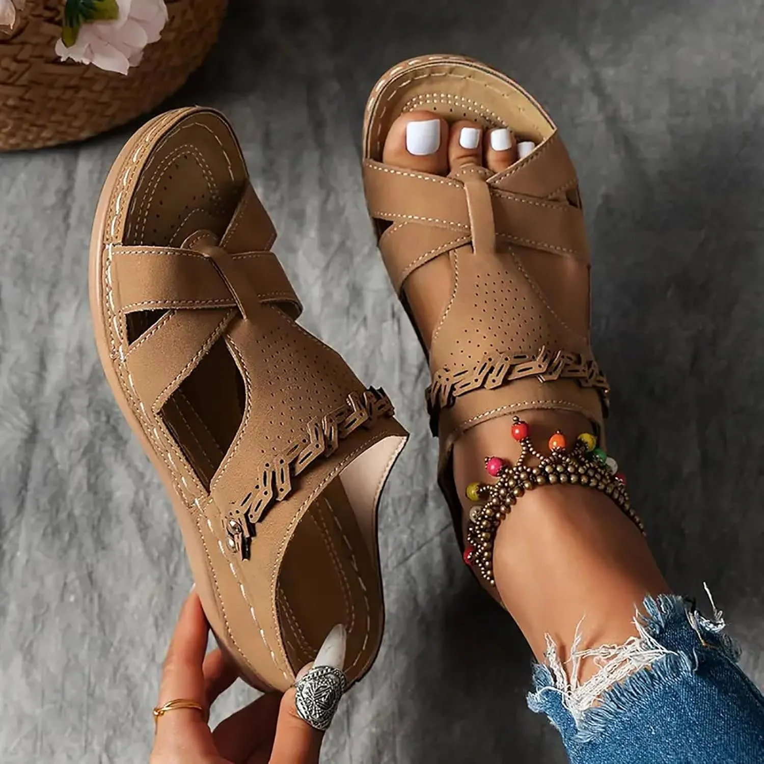 Women Arch Support Slides 2025,Indoor Outdoor Slip-On Casual Shoe Orthopedic Slippers Comfortable Ladies Dress Non-Slip Walking Footwear Breathable Beach Vacation Summer Wedge Heel Sandals